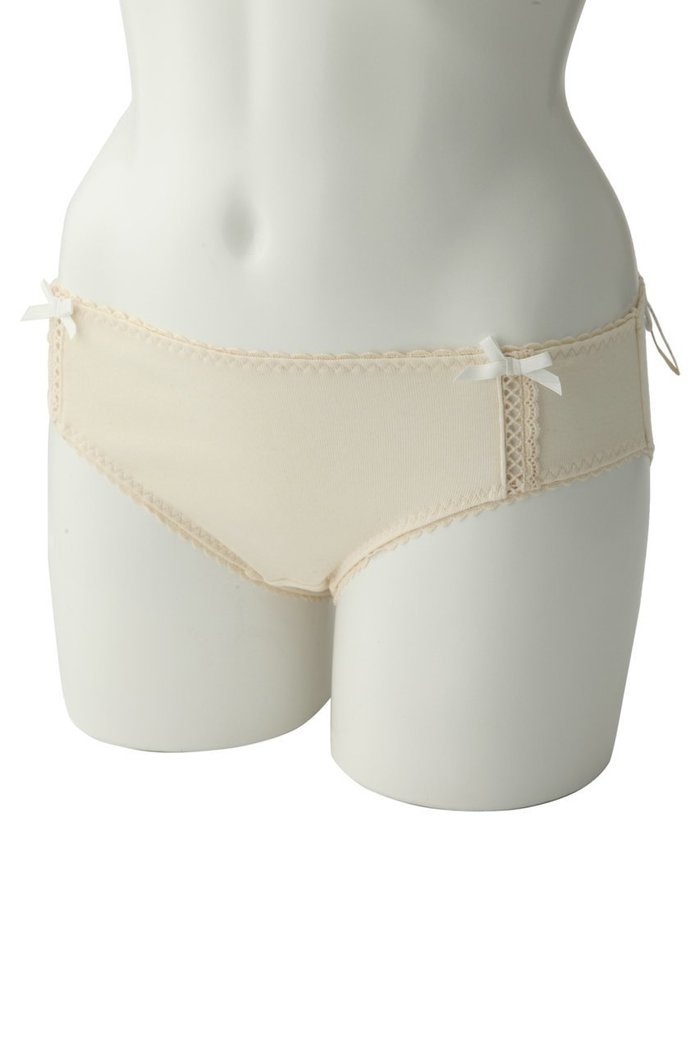 【ナナデコール/nanadecor】のナチュラルレースショーツ インテリア・キッズ・メンズ・レディースファッション・服の通販 founy(ファニー) https://founy.com/ ファッション Fashion レディースファッション Fashion for Women 下着・ランジェリー Lingerie & Intimates ショーツ・ランジェリー用ボトムス Panties / Briefs / Lingerie Bottoms ショーツ Shorts, Short Pants タオル Towel, Bath Towel ランジェリー Lingerie, Intimate Wear リボン Ribbon, Bow レース Lace, Lace Fabric |ID: prp329100000012174 ipo3291000000036109490
