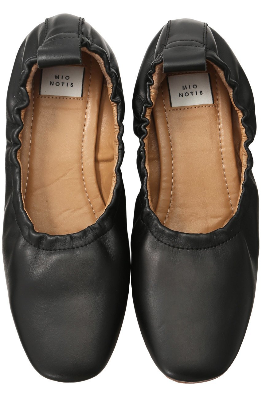 【エスメラルダ/Esmeralda】の【mio notis】ギャザースクエアパンプス 人気、トレンドファッション・服の通販 founy(ファニー) 　ファッション　Fashion　レディースファッション　Fashion for Women　ギャザー　Gathered, Ruffled　フィット　Fit, Slim Fit　フェミニン　Feminine, Girly　フラット　Flat, Flat Shoes　フレア　Flare, Flared　リラックス　Relax, Relaxed Fit　 other-1|ID: prp329100000012629 ipo3291000000036683275