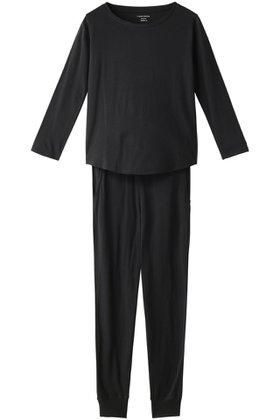 【フォーコーナーズ/+FOUR CORNERS】のトラベラーズセットアップ 人気、トレンドファッション・服の通販 founy(ファニー) ファッション Fashion レディースファッション Fashion for Women トップス・カットソー Cut & Sew Tops シャツ・ブラウス・オフィスカジュアル Elegant Blouses & Button-Ups ロングTシャツ・Tシャツ Longline T-Shirts & Tees カットソー・ベーシックTシャツ Cut-and-Sewn Tops / Stretch Tees & Basics おすすめ Recommended / Our Picks スリーブ Sleeve, Long Sleeve / Short Sleeve ロング Long, Long-Length 定番 Standard, Basic Item 旅行 Travel |ID:prp329100000018451