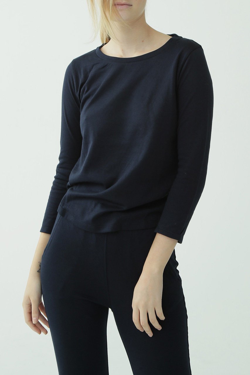 【フォーコーナーズ/+FOUR CORNERS】のトラベラーズセットアップ 人気、トレンドファッション・服の通販 founy(ファニー) 　ファッション　Fashion　レディースファッション　Fashion for Women　トップス・カットソー　Cut & Sew Tops　シャツ・ブラウス・オフィスカジュアル　Elegant Blouses & Button-Ups　ロングTシャツ・Tシャツ　Longline T-Shirts & Tees　カットソー・ベーシックTシャツ　Cut-and-Sewn Tops / Stretch Tees & Basics　おすすめ　Recommended / Our Picks　スリーブ　Sleeve, Long Sleeve / Short Sleeve　ロング　Long, Long-Length　定番　Standard, Basic Item　旅行　Travel　other-8|ID: prp329100000018451 ipo3291000000032840914