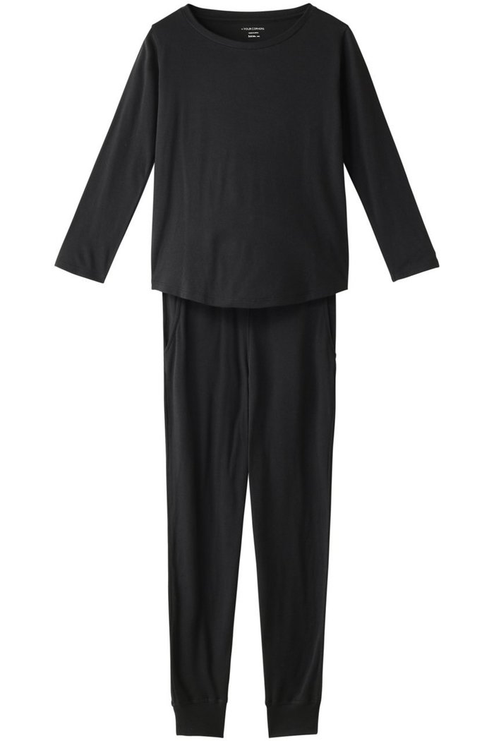 【フォーコーナーズ/+FOUR CORNERS】のトラベラーズセットアップ インテリア・キッズ・メンズ・レディースファッション・服の通販 founy(ファニー) https://founy.com/ ファッション Fashion レディースファッション Fashion for Women トップス・カットソー Cut & Sew Tops シャツ・ブラウス・オフィスカジュアル Elegant Blouses & Button-Ups ロングTシャツ・Tシャツ Longline T-Shirts & Tees カットソー・ベーシックTシャツ Cut-and-Sewn Tops / Stretch Tees & Basics おすすめ Recommended / Our Picks スリーブ Sleeve, Long Sleeve / Short Sleeve ロング Long, Long-Length 定番 Standard, Basic Item 旅行 Travel |ID: prp329100000018451 ipo3291000000035932893