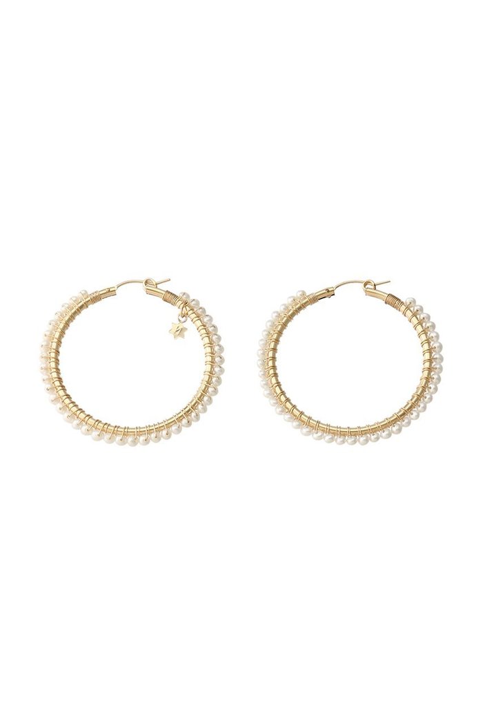 【ナチュラリジュエリ/NATURALI JEWELRY】のパール巻フープピアス L インテリア・キッズ・メンズ・レディースファッション・服の通販 founy(ファニー) https://founy.com/ ファッション Fashion レディースファッション WOMEN ジュエリー Jewelry リング Rings イヤリング Earrings イヤリング Earrings シンプル Simple パール Pearl フェミニン Feminine フープ Hoop 定番 Standard |ID: prp329100000026121 ipo3291000000030802620