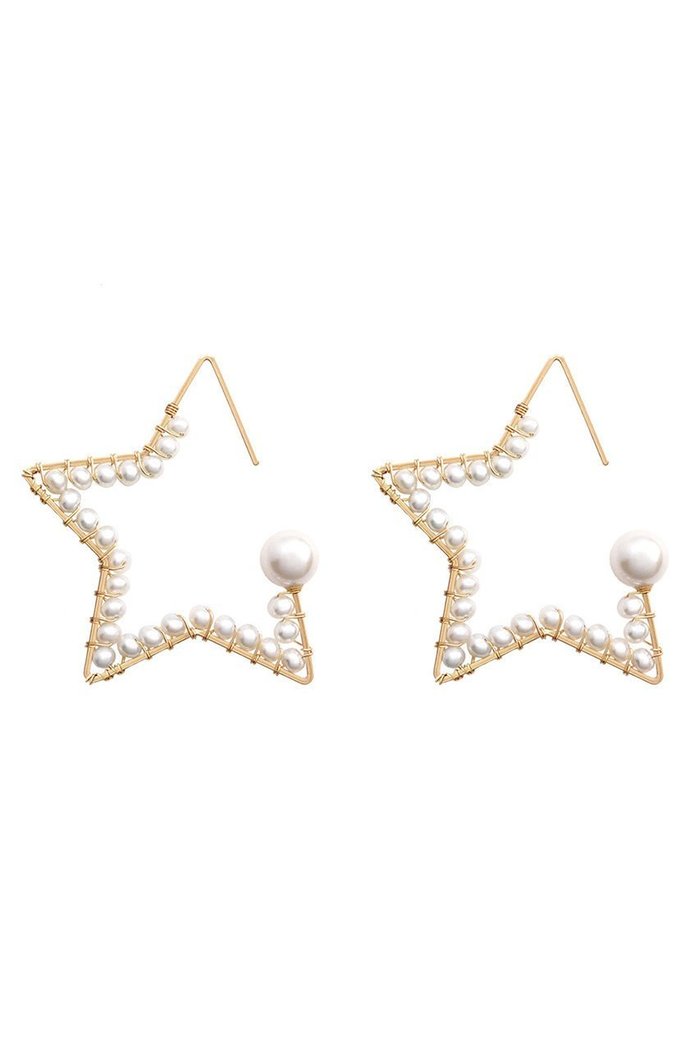 【ナチュラリジュエリ/NATURALI JEWELRY】のパールスター巻きフープピアス インテリア・キッズ・メンズ・レディースファッション・服の通販 founy(ファニー) https://founy.com/ ファッション Fashion レディースファッション Fashion for Women ジュエリー Jewelry ファッションリング Fashion Rings イヤリング・フープ・ドロップタイプ Hoop, Drop & Clip Earrings イヤリング Earrings パーティ Party, Party Style パール Pearl, Pearl Accent フープ Hoop, Hoop Earrings モチーフ Motif, Design Theme エレガント 上品 Elegant |ID: prp329100000026223 ipo3291000000035612557