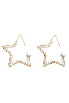 【ナチュラリジュエリ/NATURALI JEWELRY】のパールスター巻きフープピアス 人気、トレンドファッション・服の通販 founy(ファニー) ファッション Fashion レディースファッション Fashion for Women ジュエリー Jewelry ファッションリング Fashion Rings イヤリング・フープ・ドロップタイプ Hoop, Drop & Clip Earrings イヤリング Earrings パーティ Party, Party Style パール Pearl, Pearl Accent フープ Hoop, Hoop Earrings モチーフ Motif, Design Theme エレガント 上品 Elegant |ID:prp329100000026223