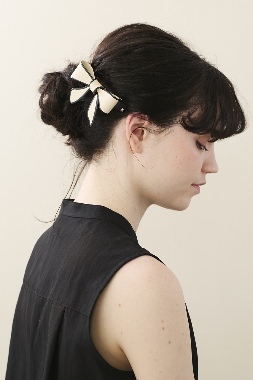 【アレクサンドル ドゥ パリ/ALEXANDRE DE PARIS】のTIMELESS - LES LISERAI - テンダリーバレッタ 人気、トレンドファッション・服の通販 founy(ファニー) ファッション Fashion レディースファッション Fashion for Women シュシュ&ヘアアクセ/ヘアアレンジ Scrunchies & Hair Accessories おすすめ Recommended / Our Picks アクセサリー Fashion Accessories ギフト プレゼント Gift / Present クラシカル Classical, Vintage-Inspired バレッタ Barrette, Hair Clip フランス France, French リボン Ribbon, Bow 定番 Standard, Basic Item other-3|ID: prp329100000029041 ipo3291000000035487831