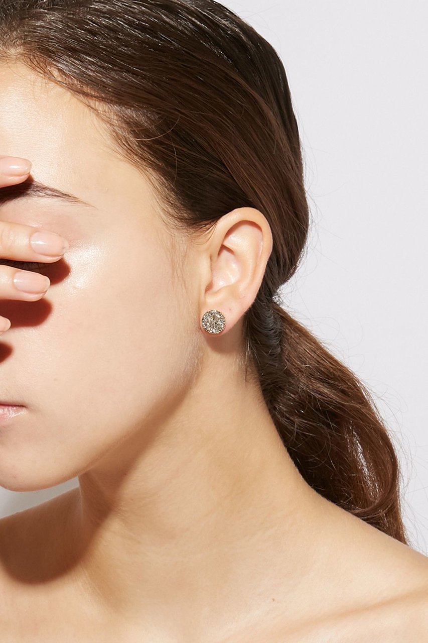 【アルティーダ ウード/ARTIDA OUD】の[glimmer] グランディスク パヴェダイヤモンド スタッド シングル ピアス 人気、トレンドファッション・服の通販 founy(ファニー) 　ファッション　Fashion　レディースファッション　Fashion for Women　ジュエリー　Jewelry　ファッションリング　Fashion Rings　イヤリング・フープ・ドロップタイプ　Hoop, Drop & Clip Earrings　イヤリング　Earrings　コーティング　Coating, Coated Finish　シルバー　Silver, Metallic Silver　ダイヤモンド　Diamond, Brilliant Cut　バランス　Balance, Style Balance　モチーフ　Motif, Design Theme　おすすめ　Recommended / Our Picks　エレガント 上品　Elegant　other-2|ID: prp329100000035023 ipo3291000000031447433