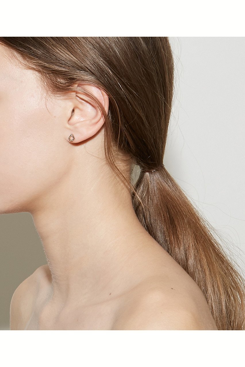 【アルティーダ ウード/ARTIDA OUD】のlotus プチペタルダイヤモンドピアス(片耳用) 人気、トレンドファッション・服の通販 founy(ファニー) 　ファッション　Fashion　レディースファッション　Fashion for Women　ジュエリー　Jewelry　ファッションリング　Fashion Rings　イヤリング・フープ・ドロップタイプ　Hoop, Drop & Clip Earrings　イヤリング　Earrings　イヤーカフ　Ear Cuffs　コンパクト　Compact, Small Size　ダイヤモンド　Diamond, Brilliant Cut　モチーフ　Motif, Design Theme　片耳　One-Ear, Single Earring　other-2|ID: prp329100000035345 ipo3291000000031438362