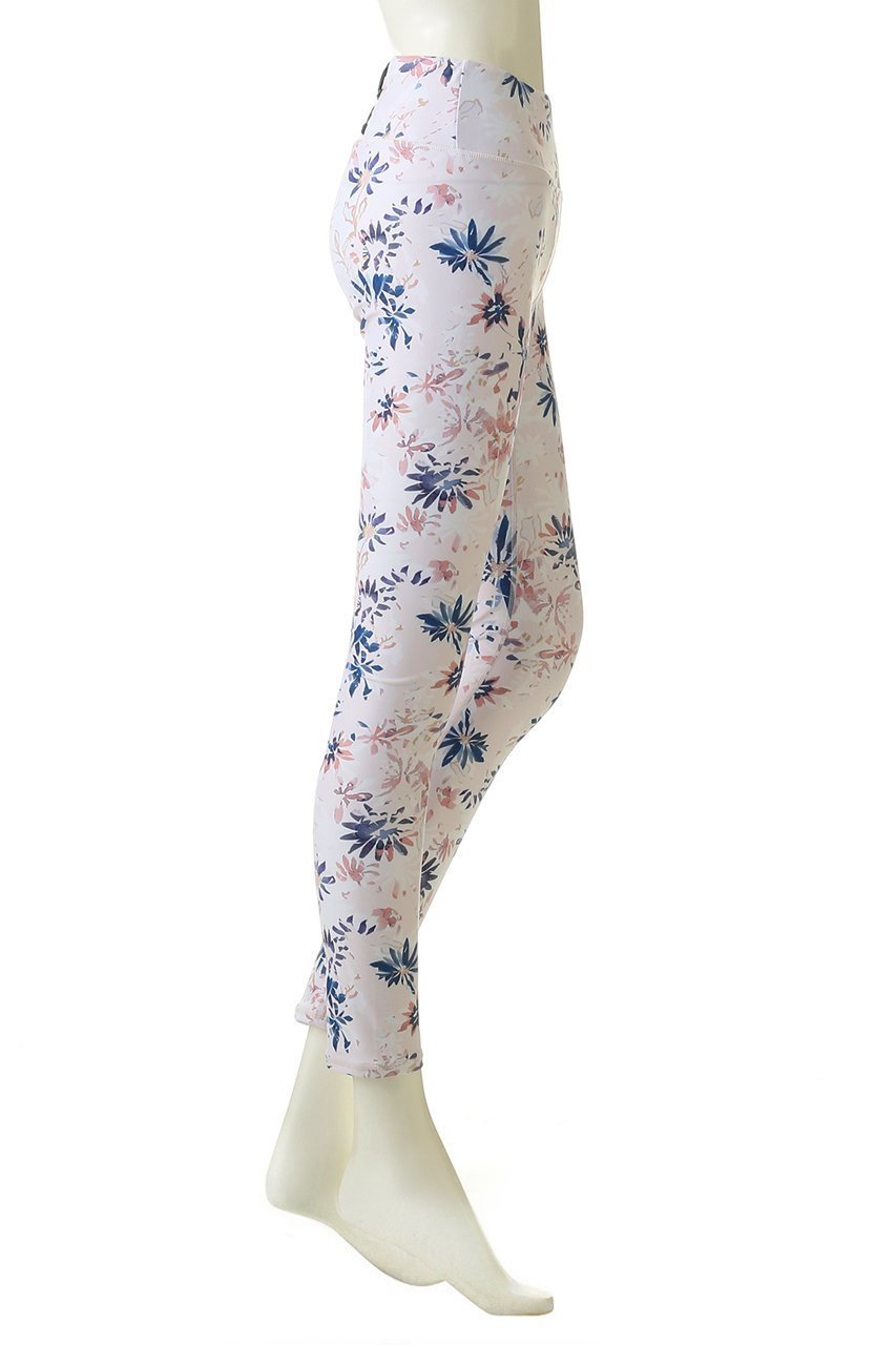 【ジュリエ/Julier】のshine flower printレギンス【水陸両用】 人気、トレンドファッション・服の通販 founy(ファニー) 　ファッション　Fashion　レディースファッション　WOMEN　パンツ　Pants　レギンス　Leggings　ストレッチ　Stretch　スポーツ　Sports　フィット　Fit　フラワー　Flower　プリント　Print　ヨガ　Yoga　ランニング　Running　レギンス　Leggings　定番　Standard　other-3|ID: prp329100000044555 ipo3291000000031436640