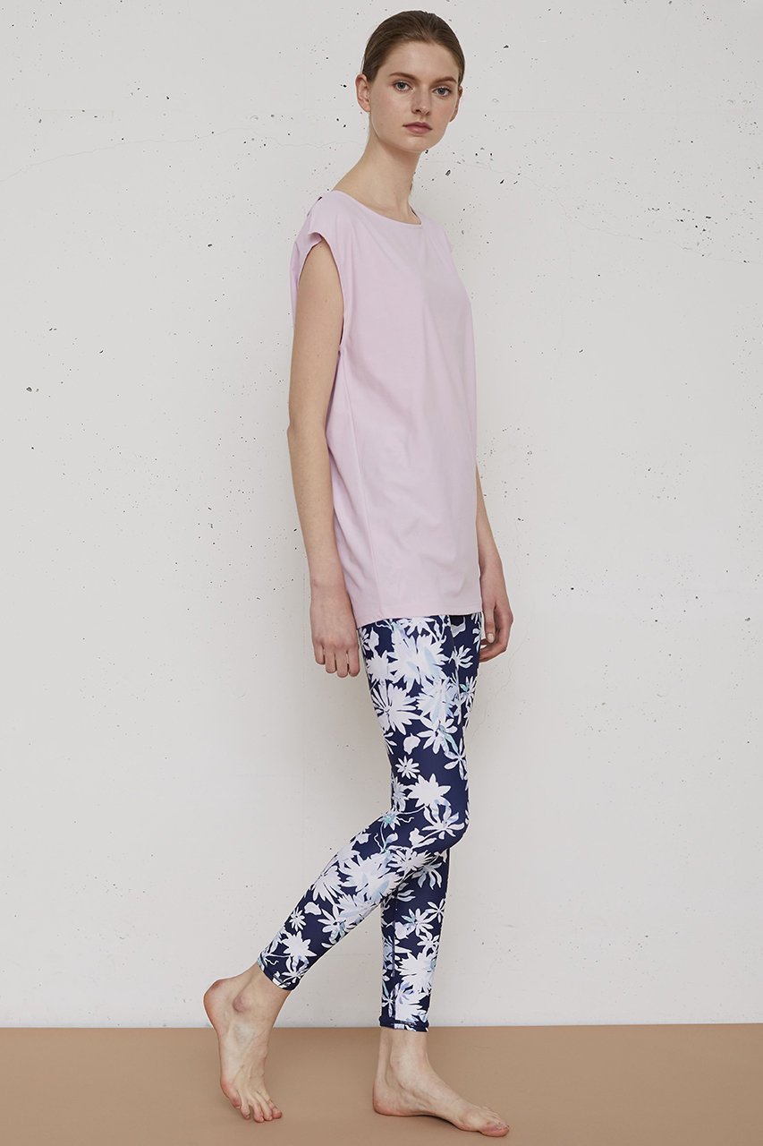 【ジュリエ/Julier】のshine flower printレギンス【水陸両用】 人気、トレンドファッション・服の通販 founy(ファニー) 　ファッション　Fashion　レディースファッション　WOMEN　パンツ　Pants　レギンス　Leggings　ストレッチ　Stretch　スポーツ　Sports　フィット　Fit　フラワー　Flower　プリント　Print　ヨガ　Yoga　ランニング　Running　レギンス　Leggings　定番　Standard　other-6|ID: prp329100000044555 ipo3291000000031436650