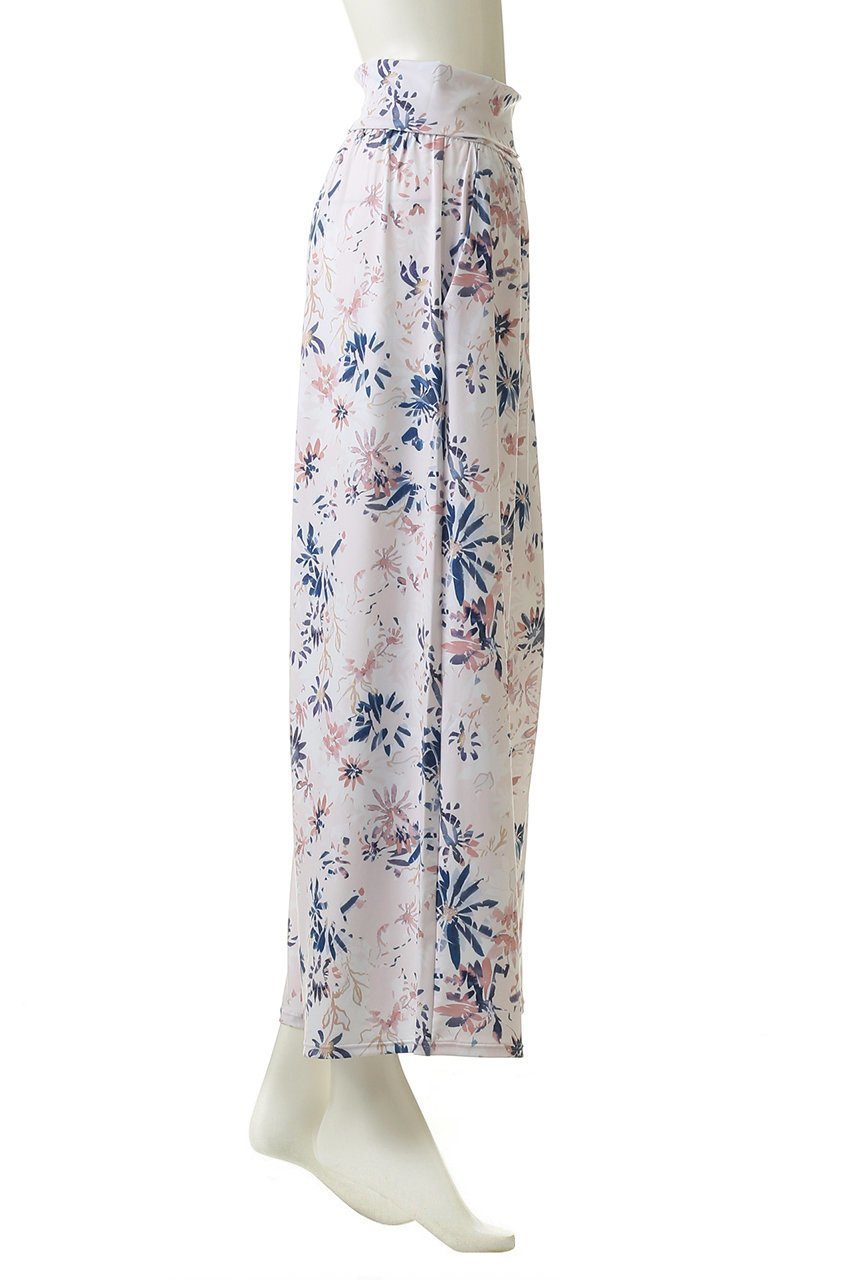 【ジュリエ/Julier】のshine flower printギャザーパンツ 人気、トレンドファッション・服の通販 founy(ファニー) 　ファッション　Fashion　レディースファッション　WOMEN　パンツ　Pants　スポーツウェア　Sportswear　スポーツ パンツ　Sports Pants　ギャザー　Gather　ストレッチ　Stretch　スポーツ　Sports　ファブリック　Fabric　フラワー　Flower　プリント　Print　ヨガ　Yoga　リラックス　Relax　レギンス　Leggings　ワイド　Wide　定番　Standard　other-3|ID: prp329100000044560 ipo3291000000031436613