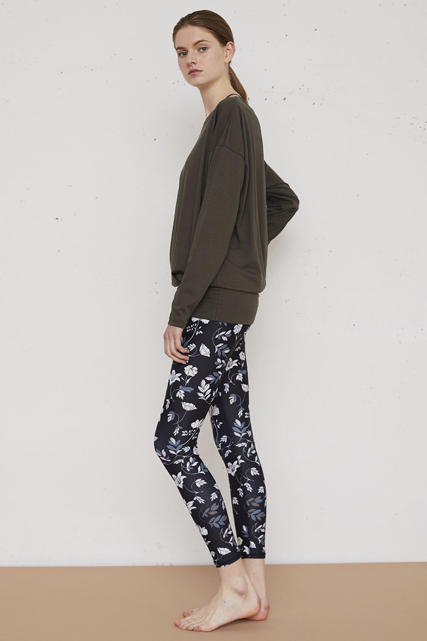 【ジュリエ/Julier】のカシミア天竺ロングスリーブプルオーバー 人気、トレンドファッション・服の通販 founy(ファニー) 　ファッション　Fashion　レディースファッション　WOMEN　トップス・カットソー　Tops/Tshirt　プルオーバー　Pullover　スポーツウェア　Sportswear　スポーツ トップス　Sports Tops　カシミア　Cashmere　カシミヤ　Cashmere　スポーツ　Sports　スリット　Slit　フィット　Fit　定番　Standard　other-6|ID: prp329100000044573 ipo3291000000031436738