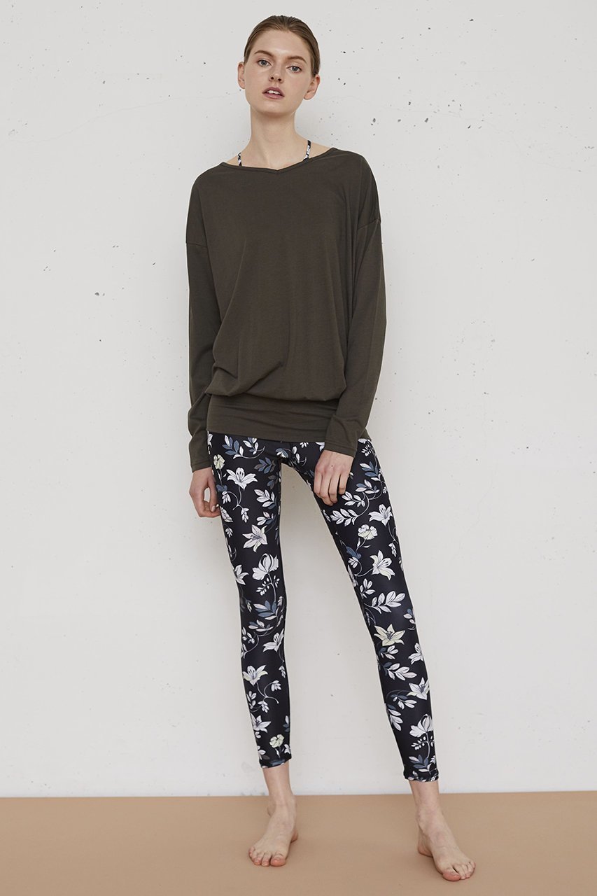 【ジュリエ/Julier】のカシミア天竺ロングスリーブプルオーバー 人気、トレンドファッション・服の通販 founy(ファニー) 　ファッション　Fashion　レディースファッション　WOMEN　トップス・カットソー　Tops/Tshirt　プルオーバー　Pullover　スポーツウェア　Sportswear　スポーツ トップス　Sports Tops　カシミア　Cashmere　カシミヤ　Cashmere　スポーツ　Sports　スリット　Slit　フィット　Fit　定番　Standard　other-8|ID: prp329100000044573 ipo3291000000031436743