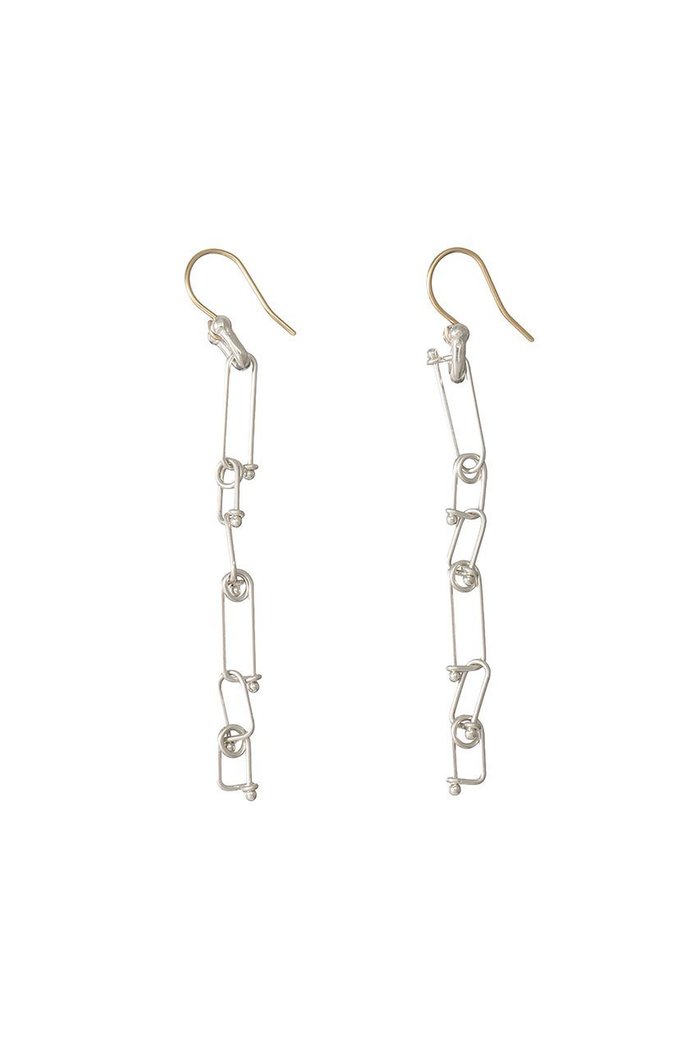 【カオル/KAORU】のBRAID シルバードロップピアス L インテリア・キッズ・メンズ・レディースファッション・服の通販 founy(ファニー) https://founy.com/ ファッション Fashion レディースファッション Fashion for Women ジュエリー Jewelry ファッションリング Fashion Rings イヤリング・フープ・ドロップタイプ Hoop, Drop & Clip Earrings おすすめ Recommended / Our Picks イヤリング Earrings シンプル Simple, Minimal セットアップ Set-Up, Coordinated Outfit チェーン Chain, Chain Strap ネックレス Necklace, Pendant Necklace ロング Long, Long-Length 手編み Hand-Knitted, Handmade Knit |ID: prp329100000049450 ipo3291000000036025724