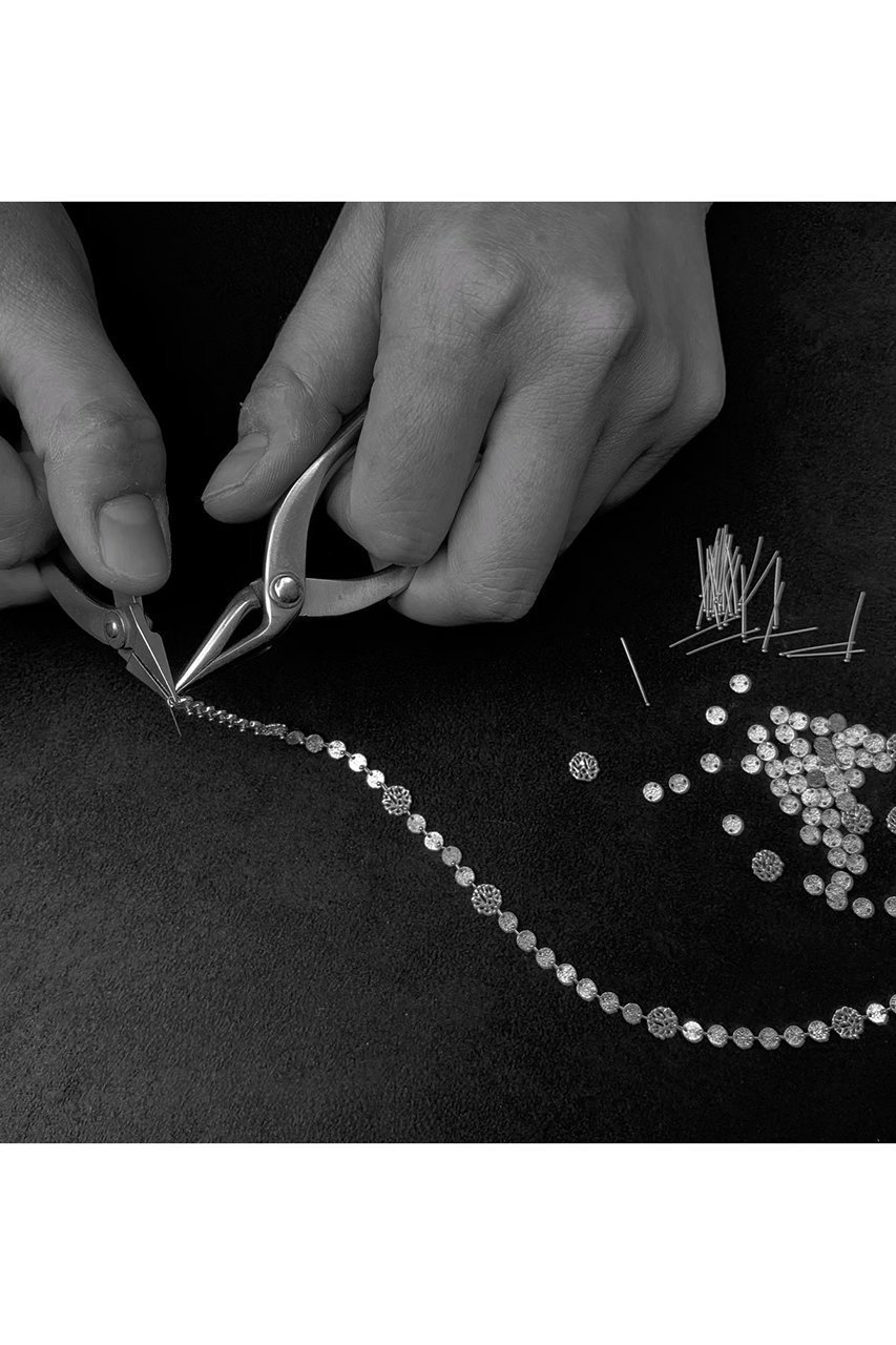 【カオル/KAORU】のALLIUM シルバードロップピアス S 人気、トレンドファッション・服の通販 founy(ファニー) 　ファッション　Fashion　レディースファッション　Fashion for Women　ジュエリー　Jewelry　ファッションリング　Fashion Rings　イヤリング・フープ・ドロップタイプ　Hoop, Drop & Clip Earrings　イヤリング　Earrings　ドロップ　Drop Shoulder, Dropped Style　エレガント 上品　Elegant　手編み　Hand-Knitted, Handmade Knit　other-7|ID: prp329100000049472 ipo3291000000035985459