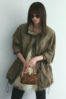 【カオス/Chaos】のプリズムライトブルゾン 人気、トレンドファッション・服の通販 founy(ファニー) ファッション Fashion レディースファッション Fashion for Women アウター Coat / Outerwear Collection レディースジャケット・軽アウター Jackets ブルゾンジャケット・スポーティアウター Blouson Jackets 2025年 2025 2025-2026秋冬・A/W Autumn/Winter 2025–26 AW25–26 コンパクト Compact, Small Size ジャケット Jacket, Outerwear タフタ Taffeta, Structured Fabric ブルゾン Blouson, Bomber Jacket ポケット Pocket, Pocket Detail 人気 Popular, Best Seller 旅行 Travel 楽ちん Easy Fit, Comfortable 軽量 Lightweight, Ultra Light |ID:prp329100001067943