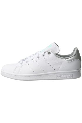 【プレインピープル/PLAIN PEOPLE】 【adidas】STAN SMITH G27907人気、トレンドファッション・服の通販 founy(ファニー) ファッション Fashion レディースファッション Fashion for Women シルバー Silver, Metallic Silver シンプル Simple, Minimal スニーカー Sneakers, Trainers 夏 Summer 春 Spring S/S・春夏 SS, Spring/Summer, Warm Season |ID:prp329100001080886