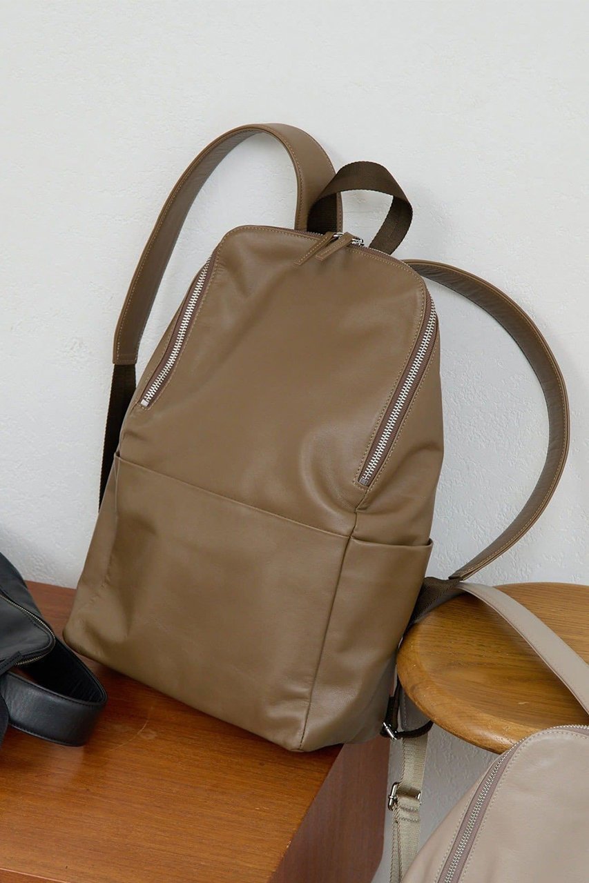 【ガリャルダガランテ/GALLARDAGALANTE】のレザーバックパック 人気、トレンドファッション・服の通販 founy(ファニー) 　ファッション　Fashion　レディースファッション　Fashion for Women　バッグ　Bags　シンプル　Simple, Minimal　スマート　Smart, Elegant　ポケット　Pocket, Pocket Detail　other-2|ID: prp329100001180970 ipo3291000000036928403