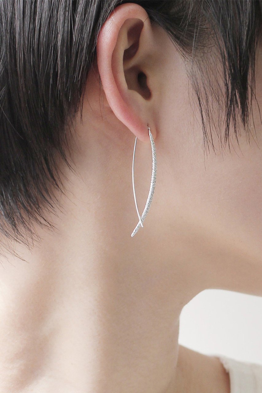 【アヤミ ジュエリー/AYAMI jewelry】のPave ストレートピアス 人気、トレンドファッション・服の通販 founy(ファニー) 　ファッション　Fashion　レディースファッション　Fashion for Women　ジュエリー　Jewelry　ファッションリング　Fashion Rings　イヤリング・フープ・ドロップタイプ　Hoop, Drop & Clip Earrings　イヤリング　Earrings　シルバー　Silver, Metallic Silver　ストレート　Straight, Straight Cut　フォルム　Silhouette, Form　リュクス　Luxury, Elegant, High-End, Chic　再入荷　Restock / Back in Stock　other-2|ID: prp329100001490581 ipo3291000000032049209