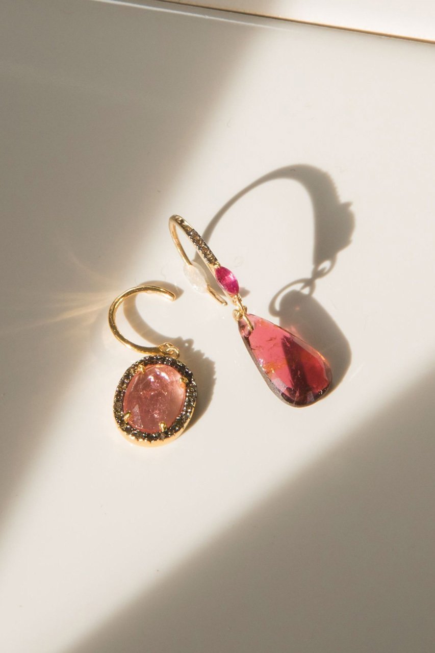 【アルティーダ ウード/ARTIDA OUD】のelafonisi ピンクトルマリン パヴェダイヤモンド ドロップ シングル ピアス(片耳用) 人気、トレンドファッション・服の通販 founy(ファニー) 　ファッション　Fashion　レディースファッション　Fashion for Women　ジュエリー　Jewelry　ファッションリング　Fashion Rings　イヤリング・フープ・ドロップタイプ　Hoop, Drop & Clip Earrings　おすすめ　Recommended / Our Picks　イヤリング　Earrings　シェイプ　Shape, Slim Fit　ダイヤモンド　Diamond, Brilliant Cut　ドロップ　Drop Shoulder, Dropped Style　バランス　Balance, Style Balance　片耳　One-Ear, Single Earring　other-7|ID: prp329100001816180 ipo3291000000035945326