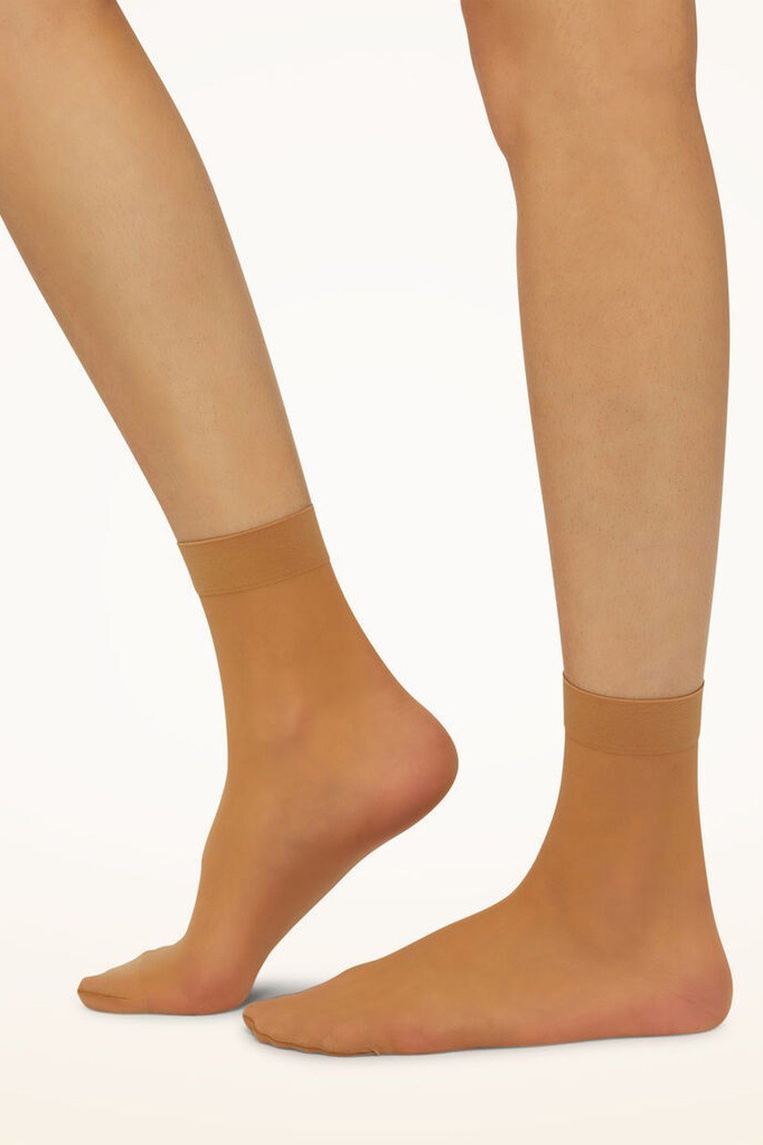 【ウォルフォード/Wolford】の41260 Individual 10 Socks シアーソックス インテリア・キッズ・メンズ・レディースファッション・服の通販 founy(ファニー) 　ファッション　Fashion　レディースファッション　Fashion for Women　ソックス&靴下　Socks & Hosiery　レッグウェア・ストッキング　Legwear & Hosiery　エレガント 上品　Elegant　シアー　Sheer, See-Through　シンプル　Simple, Minimal　ソックス　Socks, Hosiery　定番　Standard, Basic Item　ライトブラウン|ID: prp329100001876296 ipo3291000000032869424