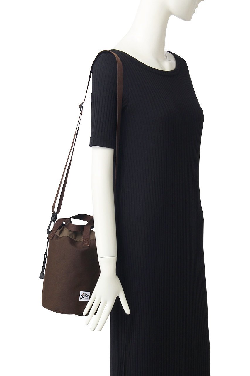 【エリオポール/heliopole】の【Drifter】DRAWSTRING POUCHショルダーバッグ 人気、トレンドファッション・服の通販 founy(ファニー) 　ファッション　Fashion　レディースファッション　Fashion for Women　バッグ　Bags　アウトドア　Outdoor Clothing　ショルダー　Shoulder, Shoulder Strap　ドローストリング　Drawstring, Pull Cord　フォルム　Silhouette, Form　軽量　Lightweight, Ultra Light　other-2|ID: prp329100001943477 ipo3291000000032797984