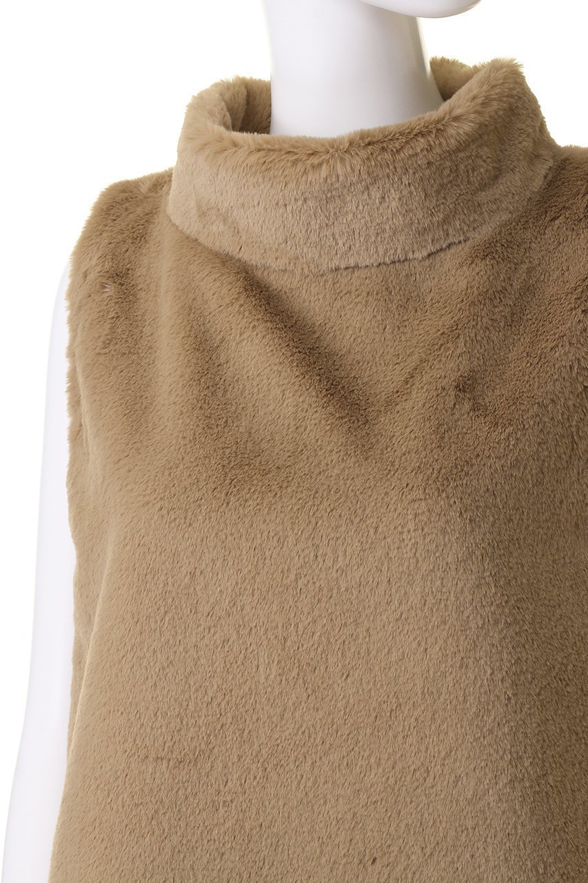 【プレインピープル/PLAIN PEOPLE】のフェイクファーオフタートルベスト 人気、トレンドファッション・服の通販 founy(ファニー) 　ファッション　Fashion　レディースファッション　Fashion for Women　アウター　Coat / Outerwear Collection　レディースジャケット・軽アウター　Jackets　ジャケット　Jacket, Outerwear　タートルネック　Turtleneck, High Neck　フェイクファー　Faux Fur, Imitation Fur　フランス　France, French　ベスト　Vest, Waistcoat　リアル　Real, Realistic　ワンポイント　One Point, Statement Accent　防寒　Cold Protection, Winter-Ready　other-5|ID: prp329100002014001 ipo3291000000035721374