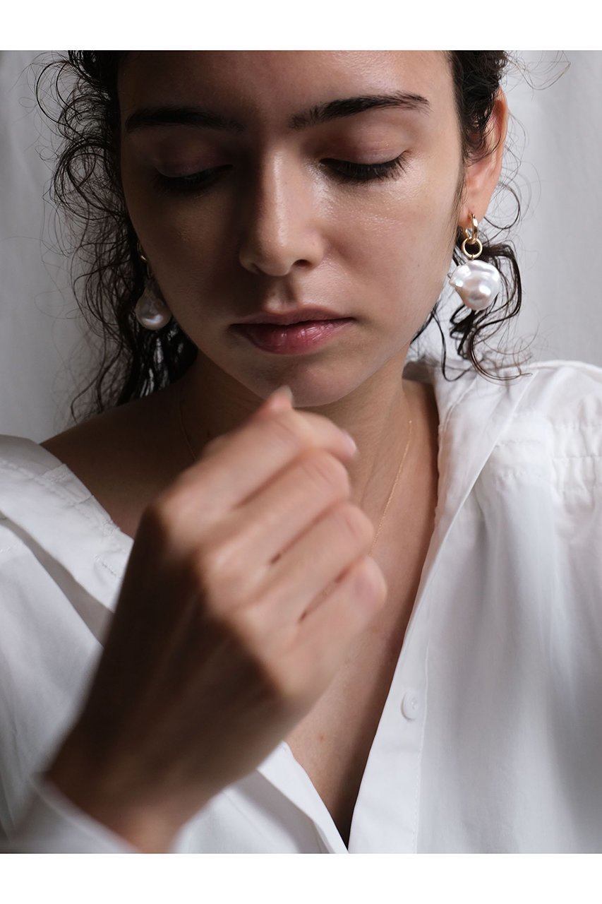 【ナチュラリジュエリ/NATURALI JEWELRY】のバロックパールドロップピアス 人気、トレンドファッション・服の通販 founy(ファニー) 　ファッション　Fashion　レディースファッション　Fashion for Women　ジュエリー　Jewelry　ファッションリング　Fashion Rings　イヤリング・フープ・ドロップタイプ　Hoop, Drop & Clip Earrings　おすすめ　Recommended / Our Picks　イヤリング　Earrings　ドロップ　Drop Shoulder, Dropped Style　バロック　Baroque, Baroque Design　パール　Pearl, Pearl Accent　リュクス　Luxury, Elegant, High-End, Chic　other-3|ID: prp329100002030685 ipo3291000000035555763