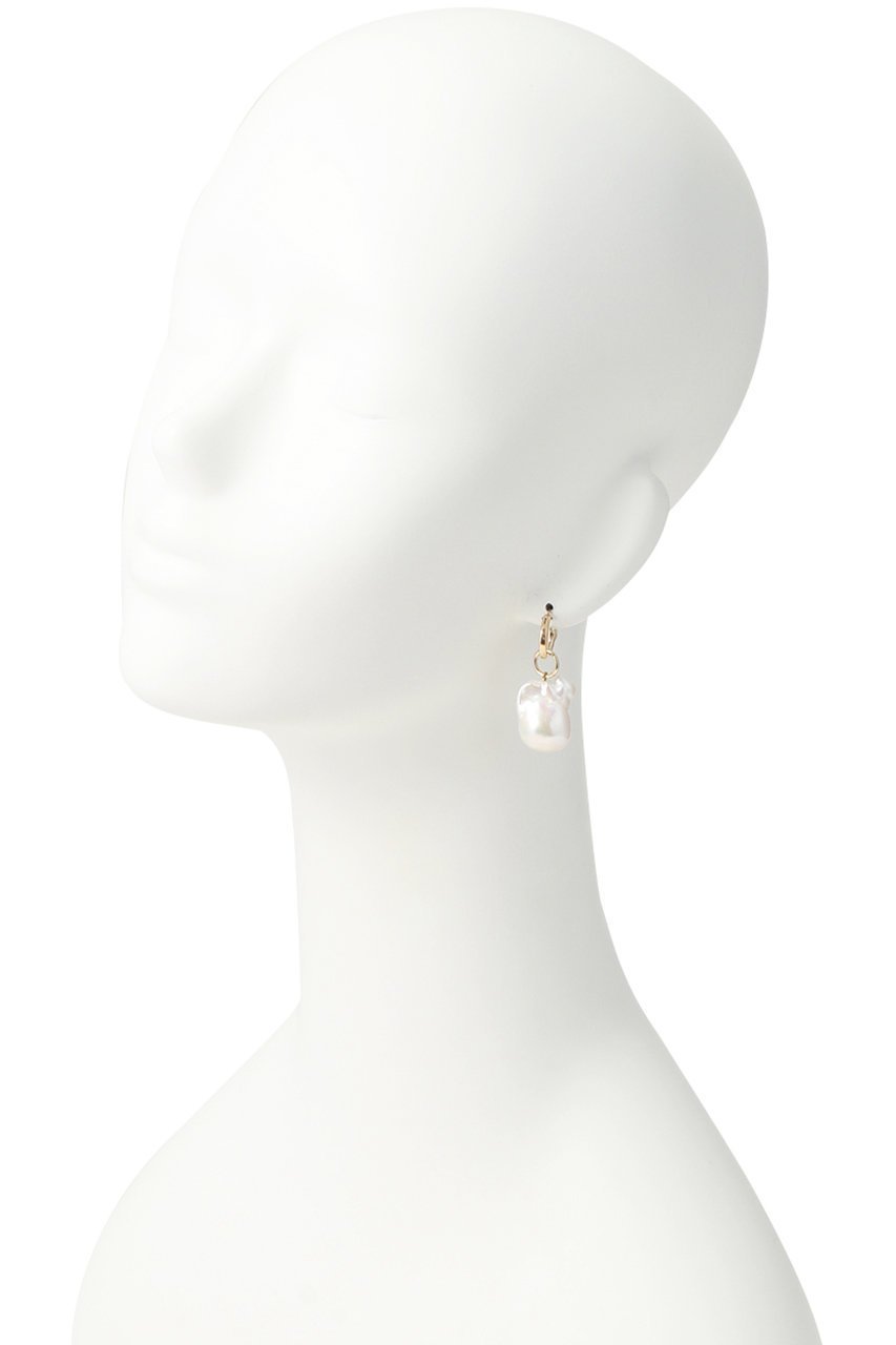 【ナチュラリジュエリ/NATURALI JEWELRY】のバロックパールドロップピアス 人気、トレンドファッション・服の通販 founy(ファニー) 　ファッション　Fashion　レディースファッション　Fashion for Women　ジュエリー　Jewelry　ファッションリング　Fashion Rings　イヤリング・フープ・ドロップタイプ　Hoop, Drop & Clip Earrings　おすすめ　Recommended / Our Picks　イヤリング　Earrings　ドロップ　Drop Shoulder, Dropped Style　バロック　Baroque, Baroque Design　パール　Pearl, Pearl Accent　リュクス　Luxury, Elegant, High-End, Chic　other-4|ID: prp329100002030685 ipo3291000000035555764