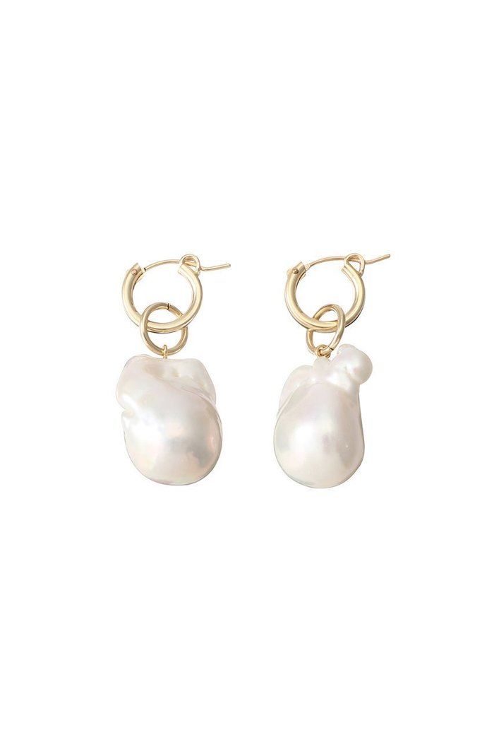 【ナチュラリジュエリ/NATURALI JEWELRY】のバロックパールドロップピアス インテリア・キッズ・メンズ・レディースファッション・服の通販 founy(ファニー) https://founy.com/ ファッション Fashion レディースファッション Fashion for Women ジュエリー Jewelry ファッションリング Fashion Rings イヤリング・フープ・ドロップタイプ Hoop, Drop & Clip Earrings おすすめ Recommended / Our Picks イヤリング Earrings ドロップ Drop Shoulder, Dropped Style バロック Baroque, Baroque Design パール Pearl, Pearl Accent リュクス Luxury, Elegant, High-End, Chic |ID: prp329100002030685 ipo3291000000036080704