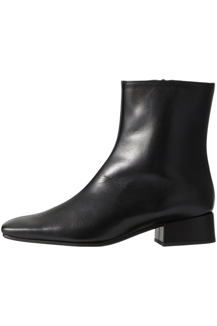 【エスメラルダ/Esmeralda】の【FABIO RUSCONI】スクエアトゥローヒールブーツ インテリア・キッズ・メンズ・レディースファッション・服の通販 founy(ファニー) https://founy.com/ ファッション Fashion レディースファッション Fashion for Women ショート Short, Short Length シンプル Simple, Minimal ベーシック Basic, Essential 定番 Standard, Basic Item A/W・秋冬 Autumn/Winter |ID: prp329100002041730 ipo3291000000032774242