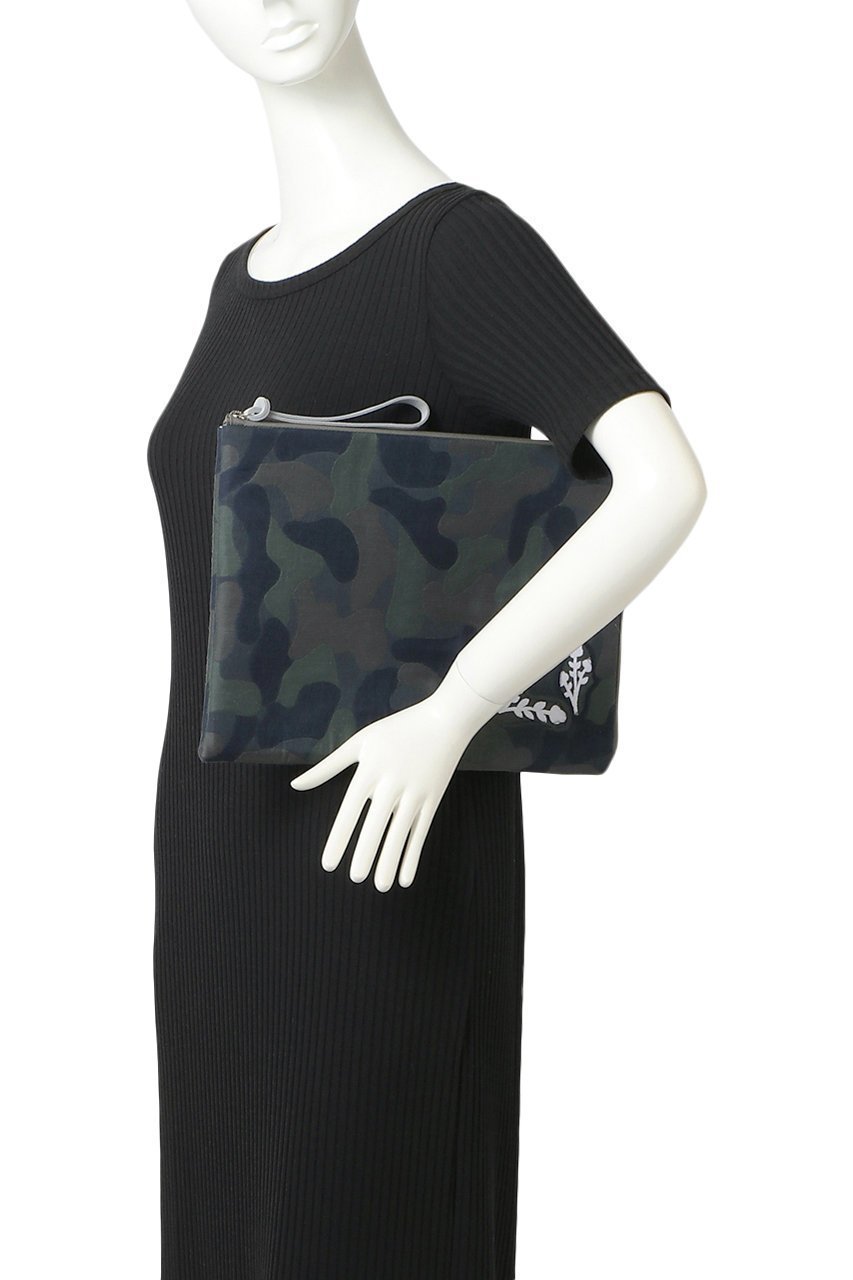 【ミナ ペルホネン/mina perhonen】のpc pal ケース(約32×24㎝)-sleeping flower- 人気、トレンドファッション・服の通販 founy(ファニー) 　ファッション　Fashion　レディースファッション　Fashion for Women　バッグ　Bags　クラッチ　Clutch, Clutch Bag　トラベル　Travel, Travel Gear　ユニセックス　Unisex, Genderless　ビジネス 仕事 通勤　Business / Work / Commuting　other-2|ID: prp329100002076169 ipo3291000000036920950