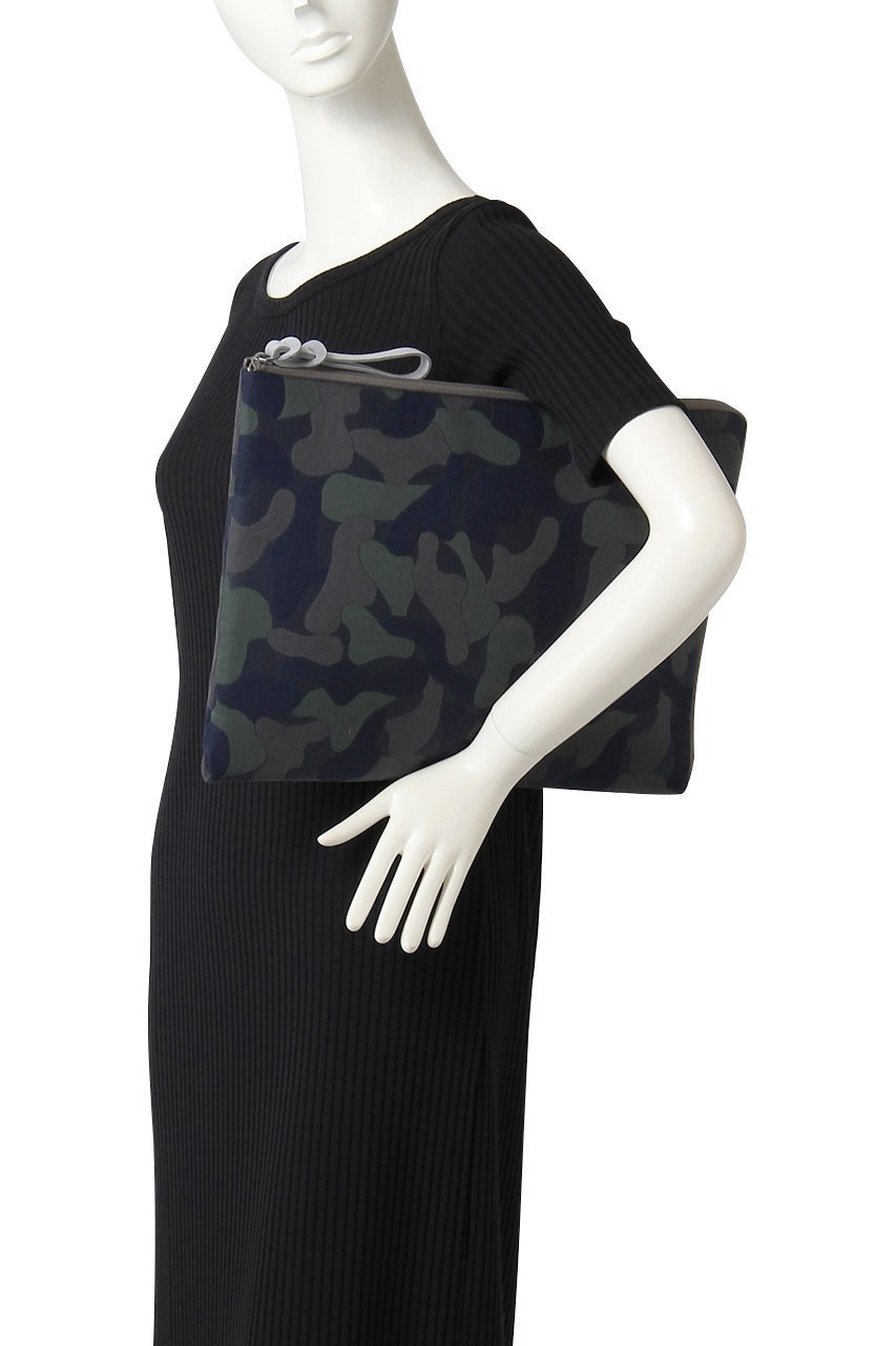 【ミナ ペルホネン/mina perhonen / MEN】のpc pal ケース(約39.5×28.5㎝)-sleeping flower- 人気、トレンドファッション・服の通販 founy(ファニー) 　ファッション　Fashion　メンズファッション　Fashion for Men　バッグ　Bags　クッション　Cushion, Throw Pillow　クラッチ　Clutch, Clutch Bag　other-2|ID: prp329100002076170 ipo3291000000032780336