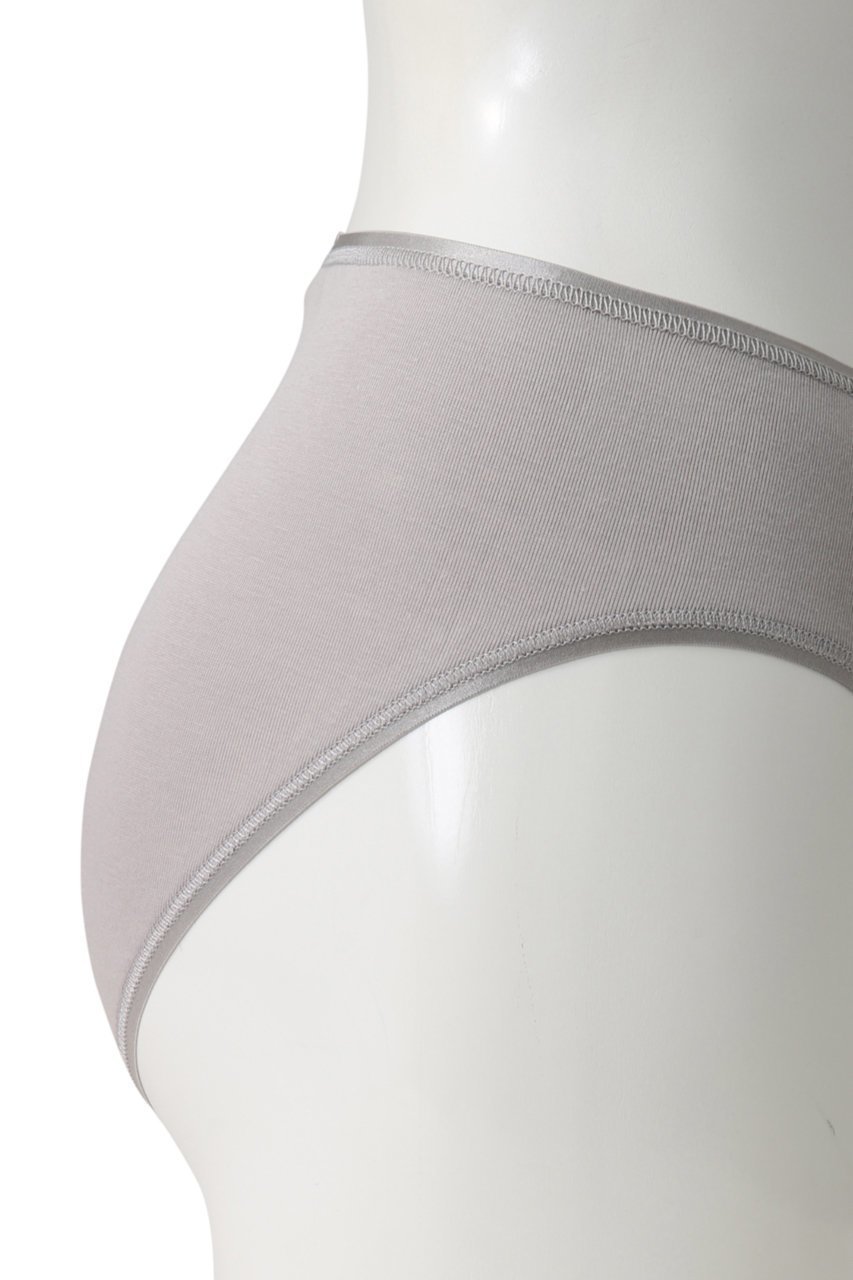 【ハンロ/HANRO】のCOTTON SEAMLESS ショーツ 人気、トレンドファッション・服の通販 founy(ファニー) 　ファッション　Fashion　レディースファッション　Fashion for Women　下着・ランジェリー　Lingerie & Intimates　ショーツ・ランジェリー用ボトムス　Panties / Briefs / Lingerie Bottoms　ショーツ　Shorts, Short Pants　シンプル　Simple, Minimal　ベーシック　Basic, Essential　ボトム　Bottoms, Lower Wear　ランジェリー　Lingerie, Intimate Wear　エレガント 上品　Elegant　人気　Popular, Best Seller　定番　Standard, Basic Item　other-6|ID: prp329100002081811 ipo3291000000031430465