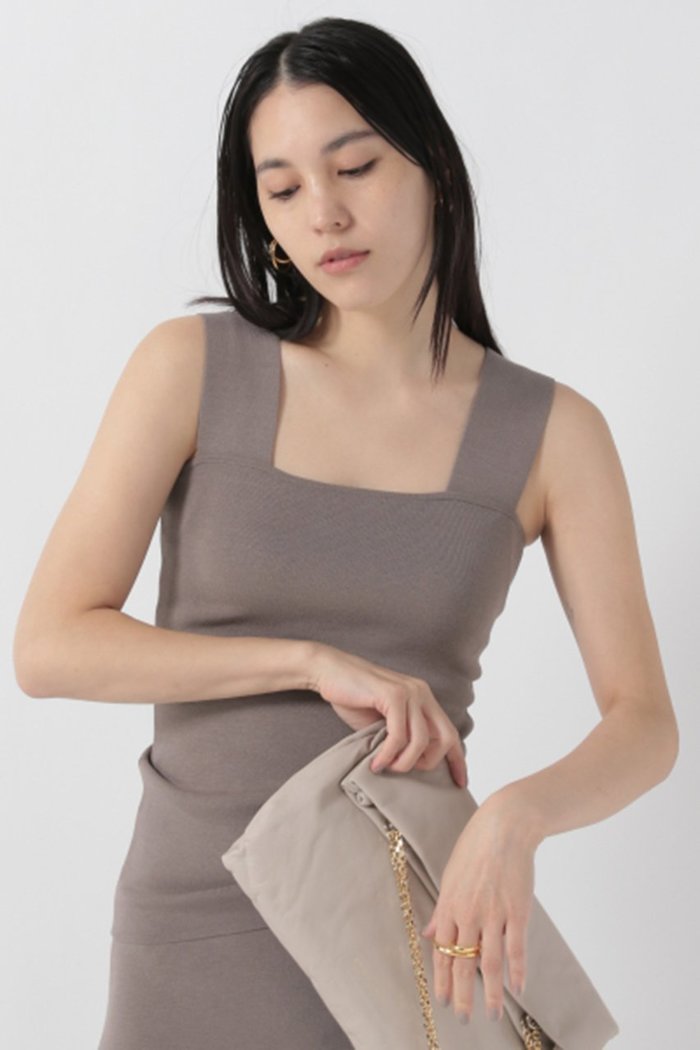 【カオス/Chaos】の【WEB先行予約】シルクコンニットタンク インテリア・キッズ・メンズ・レディースファッション・服の通販 founy(ファニー) https://founy.com/ ファッション Fashion レディースファッション Fashion for Women トップス・カットソー Cut & Sew Tops ニット Knit Tops & Sweaters キャミソール&ノースリーブ Camisoles & Sleeveless Tops シャツ・ブラウス・オフィスカジュアル Elegant Blouses & Button-Ups ロングTシャツ・Tシャツ Longline T-Shirts & Tees カットソー・ベーシックTシャツ Cut-and-Sewn Tops / Stretch Tees & Basics キャミソール Camisole, Spaghetti Strap Top シルク Silk, 100% Silk ストレッチ Stretch, Stretchy Fabric セットアップ Set-Up, Coordinated Outfit タンク Tank Top, Sleeveless Top ラップ Wrap, Wrap Design エレガント 上品 Elegant 定番 Standard, Basic Item |ID: prp329100002150548 ipo3291000000032912863
