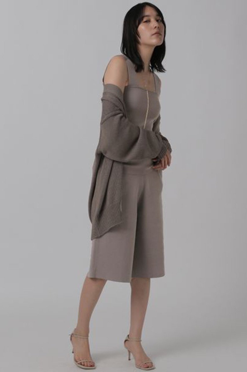 【カオス/Chaos】のシルクコンニットタンク 人気、トレンドファッション・服の通販 founy(ファニー) 　ファッション　Fashion　レディースファッション　Fashion for Women　トップス・カットソー　Cut & Sew Tops　ニット　Knit Tops & Sweaters　キャミソール&ノースリーブ　Camisoles & Sleeveless Tops　シャツ・ブラウス・オフィスカジュアル　Elegant Blouses & Button-Ups　ロングTシャツ・Tシャツ　Longline T-Shirts & Tees　カットソー・ベーシックTシャツ　Cut-and-Sewn Tops / Stretch Tees & Basics　キャミソール　Camisole, Spaghetti Strap Top　シルク　Silk, 100% Silk　ストレッチ　Stretch, Stretchy Fabric　セットアップ　Set-Up, Coordinated Outfit　タンク　Tank Top, Sleeveless Top　ラップ　Wrap, Wrap Design　エレガント 上品　Elegant　定番　Standard, Basic Item　other-4|ID: prp329100002150548 ipo3291000000033654748