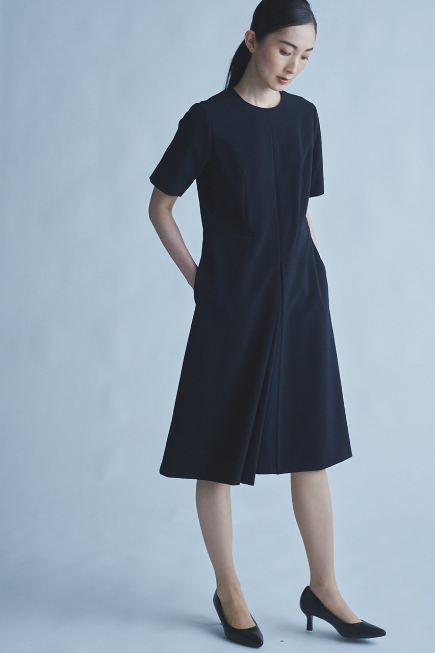 【ザ ライナー/THE LINER】のボックスタックドレス 人気、トレンドファッション・服の通販 founy(ファニー) 　ファッション　Fashion　レディースファッション　Fashion for Women　ワンピース　Dresses　フォーマル・パーティードレス・結婚式用ドレス　Elegant & Casual Dresses　チュニック　Tunic Tops & Dresses　オケージョン　Occasion Wear　ジャケット　Jacket, Outerwear　チュニック　Tunic, Long Top　ドレス　Dress, One-Piece　ネックレス　Necklace, Pendant Necklace　プリーツ　Pleats, Pleated　ボックス　Boxy, Box Shape　エレガント 上品　Elegant　切替　Switching, Contrast Panel　other-8|ID: prp329100002177349 ipo3291000000032918557