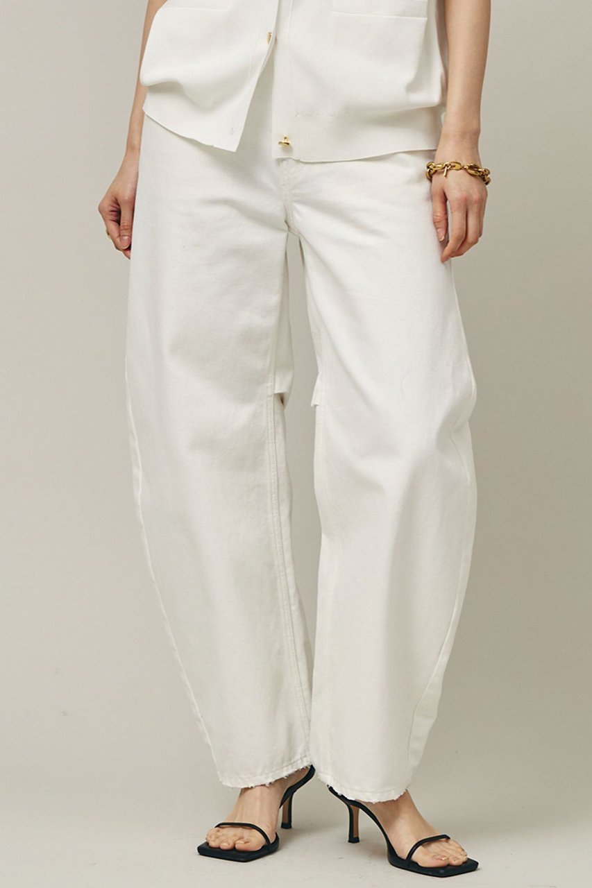 【カレンソロジー/Curensology】の〈&RC〉カーヴィーデニムパンツ インテリア・キッズ・メンズ・レディースファッション・服の通販 founy(ファニー) 　ファッション　Fashion　レディースファッション　Fashion for Women　パンツ　Pants & Trousers　デニムパンツ・ジーンズ・美脚デニム　Denim Jeans & Pants　ショート　Short, Short Length　ダメージ　Distressed, Destroyed　デニム　Denim, Jeans Material　トレンド　Trend, Trending Now　バルーン　Balloon, Balloon Silhouette　パターン　Pattern, Design Print　ワイド　Wide, Wide Fit　おすすめ　Recommended / Our Picks　ホワイト2|ID: prp329100002189017 ipo3291000000036764228