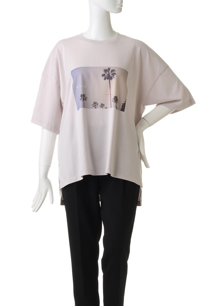 【ヤヌーク/YANUK】のプリントTシャツ 人気、トレンドファッション・服の通販 founy(ファニー) 　ファッション　Fashion　レディースファッション　Fashion for Women　トップス・カットソー　Cut & Sew Tops　シャツ・ブラウス・オフィスカジュアル　Elegant Blouses & Button-Ups　ロングTシャツ・Tシャツ　Longline T-Shirts & Tees　カットソー・ベーシックTシャツ　Cut-and-Sewn Tops / Stretch Tees & Basics　ショート　Short, Short Length　スリット　Slit, Slit Detail　スリーブ　Sleeve, Long Sleeve / Short Sleeve　プリント　Print, Printed Pattern　半袖　Short Sleeve, Half Sleeve　other-2|ID: prp329100002343440 ipo3291000000035420547