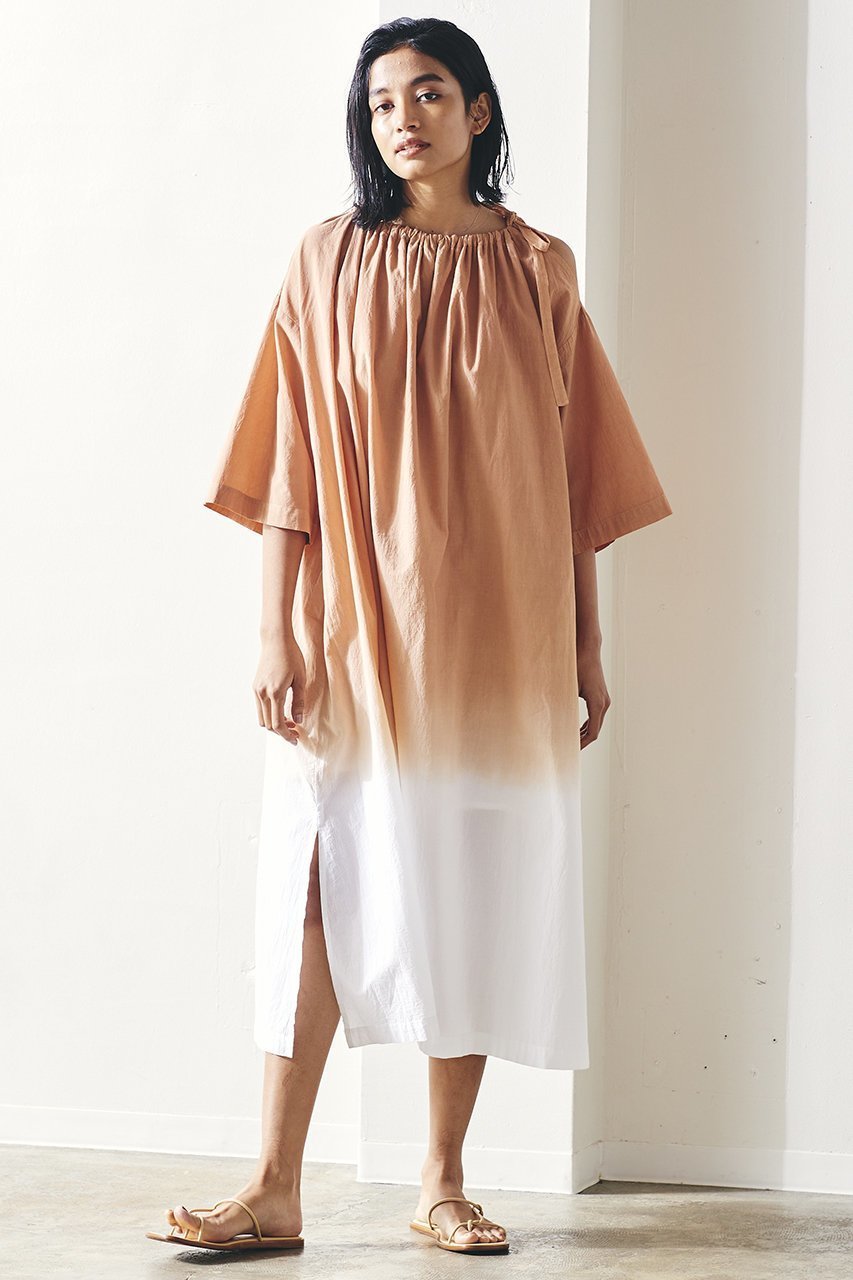 【マリリンムーン/MARILYN MOON】の【WALANCE】グラデーションダイドレス 人気、トレンドファッション・服の通販 founy(ファニー) 　ファッション　Fashion　レディースファッション　Fashion for Women　ワンピース　Dresses　フォーマル・パーティードレス・結婚式用ドレス　Elegant & Casual Dresses　チュニック　Tunic Tops & Dresses　ギャザー　Gathered, Ruffled　グラデーション　Gradient, Ombre　チュニック　Tunic, Long Top　定番　Standard, Basic Item　バランス　Balance, Style Balance　ロング　Long, Long-Length　おすすめ　Recommended / Our Picks　other-8|ID: prp329100002348104 ipo3291000000032904620