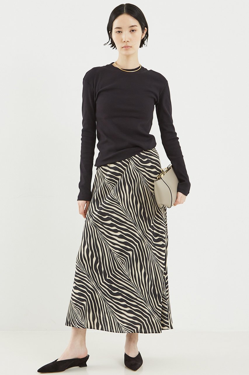 【ザ ストア バイ シー/THE STORE by C】のリブプルオーバー 人気、トレンドファッション・服の通販 founy(ファニー) 　ファッション　Fashion　レディースファッション　Fashion for Women　トップス・カットソー　Cut & Sew Tops　シャツ・ブラウス・オフィスカジュアル　Elegant Blouses & Button-Ups　ロングTシャツ・Tシャツ　Longline T-Shirts & Tees　カジュアルプルオーバー・ニットトップス　Pullovers & Knit Tops / Casual Pullovers　カットソー・ベーシックTシャツ　Cut-and-Sewn Tops / Stretch Tees & Basics　なめらか　Smooth, Silky Texture　シルク　Silk, 100% Silk　シンプル　Simple, Minimal　ジャケット　Jacket, Outerwear　スリーブ　Sleeve, Long Sleeve / Short Sleeve　ロング　Long, Long-Length　定番　Standard, Basic Item　other-5|ID: prp329100002372958 ipo3291000000036986735