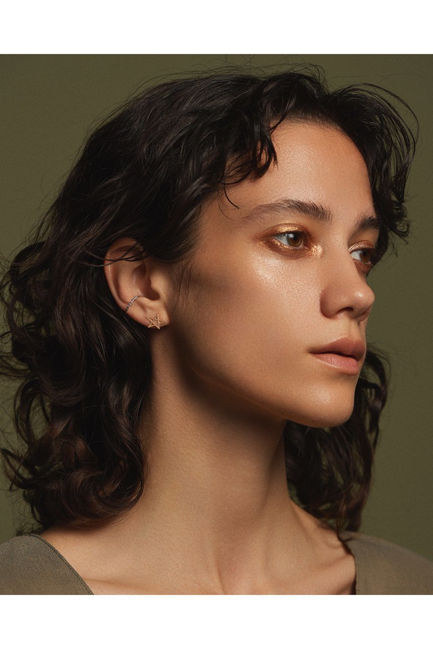 【ルボンボン/les bonbon】のwink ピアス 人気、トレンドファッション・服の通販 founy(ファニー) 　ファッション　Fashion　レディースファッション　Fashion for Women　ジュエリー　Jewelry　ファッションリング　Fashion Rings　イヤリング・フープ・ドロップタイプ　Hoop, Drop & Clip Earrings　イヤリング　Earrings　カットソー　Cut and Sewn Top　シンプル　Simple, Minimal　チェーン　Chain, Chain Strap　ドレス　Dress, One-Piece　ネックレス　Necklace, Pendant Necklace　モチーフ　Motif, Design Theme　再入荷　Restock / Back in Stock　other-2|ID: prp329100002433173 ipo3291000000035741530