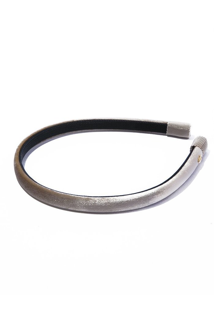 【イリスフォーセブン/IRIS 47】のminuet ヘッドバンド インテリア・キッズ・メンズ・レディースファッション・服の通販 founy(ファニー) https://founy.com/ ファッション Fashion レディースファッション Fashion for Women シュシュ&ヘアアクセ/ヘアアレンジ Scrunchies & Hair Accessories おすすめ Recommended / Our Picks アクセサリー Fashion Accessories イヤリング Earrings エレガント 上品 Elegant ベルベット Velvet, Velvety モダン Modern, Contemporary |ID: prp329100002433178 ipo3291000000036239768