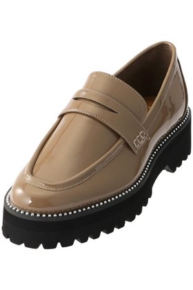 【ダニエラ アンド ジェマ/Daniella & GEMMA】 【レイン対応】スタッズローファー人気、トレンドファッション・服の通販 founy(ファニー) ファッション Fashion レディースファッション Fashion for Women エナメル Patent Leather シューズ Shoes, Footwear スタッズ Studs, Metal Accents フラット Flat, Flat Shoes レイン Rain, Rainproof |ID:prp329100002459952