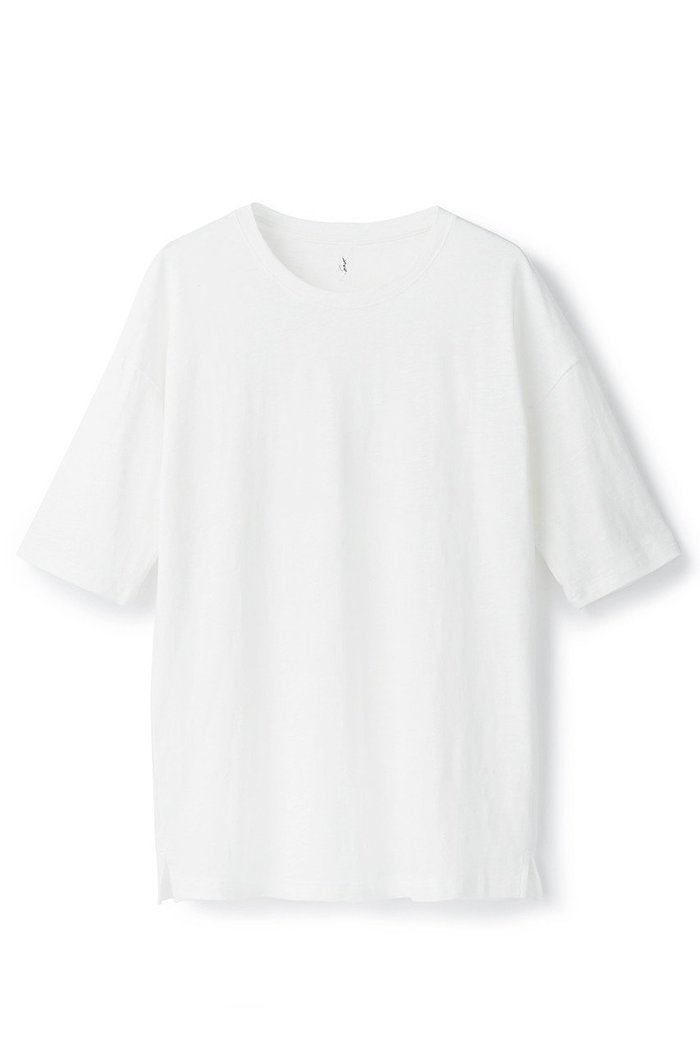【サク レ/Sacre】の【UNISEX】【One mile】ユニセックスTシャツ インテリア・キッズ・メンズ・レディースファッション・服の通販 founy(ファニー) https://founy.com/ ファッション Fashion レディースファッション WOMEN トップス・カットソー Tops/Tshirt シャツ/ブラウス Shirts/Blouses ロング / Tシャツ T-Shirts ユニセックス Unisex メンズ Mens |ID: prp329100002477374 ipo3291000000020679528