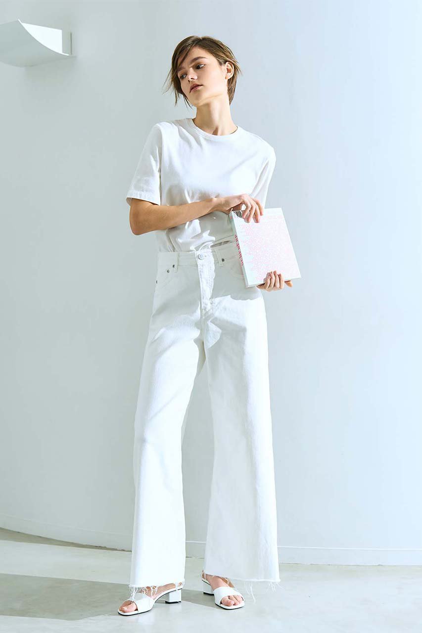 【ヤヌーク/YANUK】のReally Light/Spill Proof ワイドフレア カットオフデニム 人気、トレンドファッション・服の通販 founy(ファニー) 　ファッション　Fashion　レディースファッション　Fashion for Women　パンツ　Pants & Trousers　デニムパンツ・ジーンズ・美脚デニム　Denim Jeans & Pants　カットオフ　Cut-Off Design　デニム　Denim, Jeans Material　フィット　Fit, Slim Fit　フレア　Flare, Flared　ワイド　Wide, Wide Fit　エレガント 上品　Elegant　other-8|ID: prp329100002484733 ipo3291000000035811829