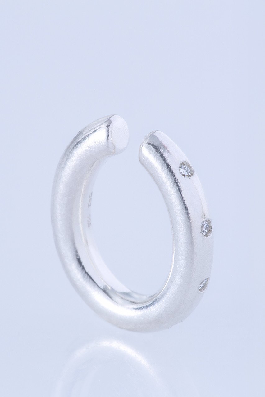 【エネイ/ENEY】のANTWERP ダイヤモンド イヤーカフ(片耳用) インテリア・キッズ・メンズ・レディースファッション・服の通販 founy(ファニー) 　ファッション　Fashion　レディースファッション　Fashion for Women　ジュエリー　Jewelry　ファッションリング　Fashion Rings　イヤリング・フープ・ドロップタイプ　Hoop, Drop & Clip Earrings　イヤリング　Earrings　イヤーカフ　Ear Cuffs　コレクション　Collection, Seasonal Line　ダイヤモンド　Diamond, Brilliant Cut　チェーン　Chain, Chain Strap　ベーシック　Basic, Essential　片耳　One-Ear, Single Earring　シルバー|ID: prp329100002489775 ipo3291000000035611277