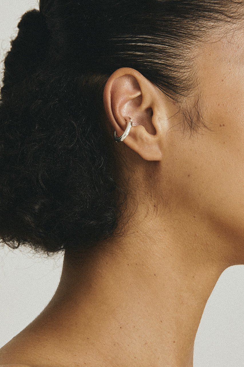 【エネイ/ENEY】のANTWERP ダイヤモンド イヤーカフ(片耳用) 人気、トレンドファッション・服の通販 founy(ファニー) 　ファッション　Fashion　レディースファッション　Fashion for Women　ジュエリー　Jewelry　ファッションリング　Fashion Rings　イヤリング・フープ・ドロップタイプ　Hoop, Drop & Clip Earrings　イヤリング　Earrings　イヤーカフ　Ear Cuffs　コレクション　Collection, Seasonal Line　ダイヤモンド　Diamond, Brilliant Cut　チェーン　Chain, Chain Strap　ベーシック　Basic, Essential　片耳　One-Ear, Single Earring　other-2|ID: prp329100002489775 ipo3291000000035611278