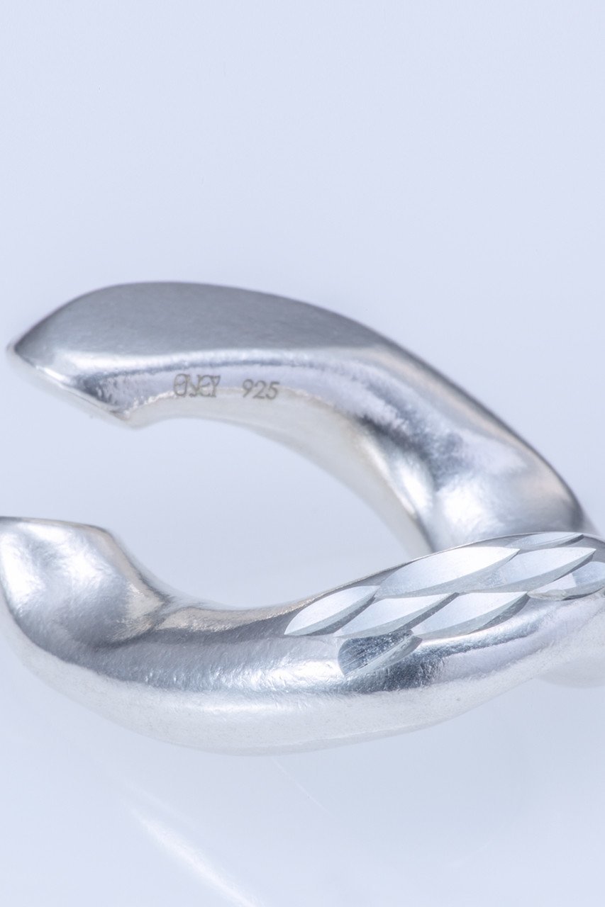 【エネイ/ENEY】のKIHEI デザインカットイヤーカフ(片耳用) 人気、トレンドファッション・服の通販 founy(ファニー) ファッション Fashion レディースファッション Fashion for Women ジュエリー Jewelry ファッションリング Fashion Rings イヤリング・フープ・ドロップタイプ Hoop, Drop & Clip Earrings イヤリング Earrings イヤーカフ Ear Cuffs エレガント 上品 Elegant カッティング Cutting Detail クラシック Classic, Timeless Style シルバー Silver, Metallic Silver チェーン Chain, Chain Strap テクスチャー Texture, Textured Fabric 片耳 One-Ear, Single Earring other-3|ID: prp329100002489779 ipo3291000000036210374