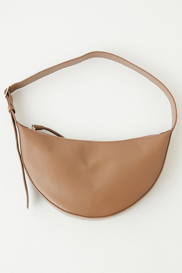 【ガリャルダガランテ/GALLARDAGALANTE】の【2.718】スリーククロスボディバッグ インテリア・キッズ・メンズ・レディースファッション・服の通販 founy(ファニー) https://founy.com/ ファッション Fashion レディースファッション Fashion for Women バッグ Bags なめらか Smooth, Silky Texture ショルダー Shoulder, Shoulder Strap エレガント 上品 Elegant 軽量 Lightweight, Ultra Light |ID: prp329100002570732 ipo3291000000035968920