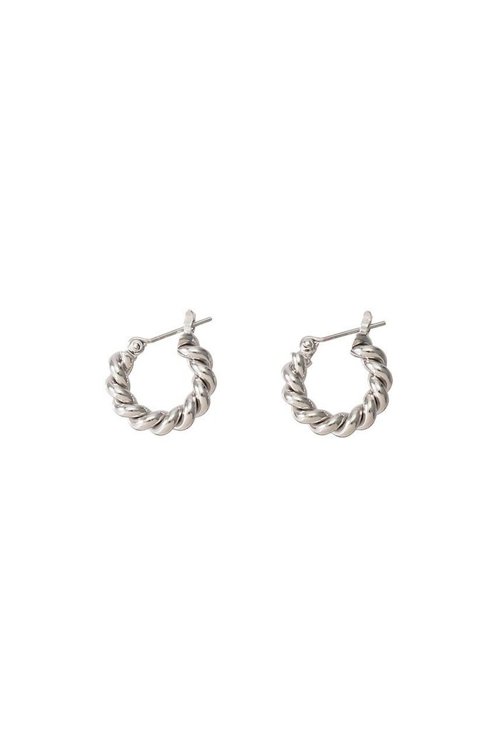 【ローラロンバルディ/LAURA LOMBARDI】のMini Twist Hoops Platinum ピアス インテリア・キッズ・メンズ・レディースファッション・服の通販 founy(ファニー) https://founy.com/ ファッション Fashion レディースファッション WOMEN ジュエリー Jewelry リング Rings イヤリング Earrings おすすめ Recommend イヤリング Earrings シルバー Silver シンプル Simple セットアップ Set Up ツイスト Twist フープ Hoop |ID: prp329100002593192 ipo3291000000020663791